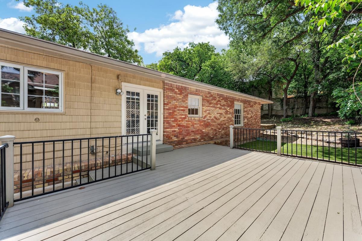 2506 Hillview Road Austin TX 78703