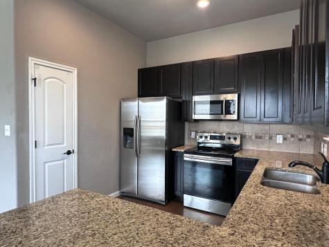 200 Mauna Kea Lane Bastrop TX 78602