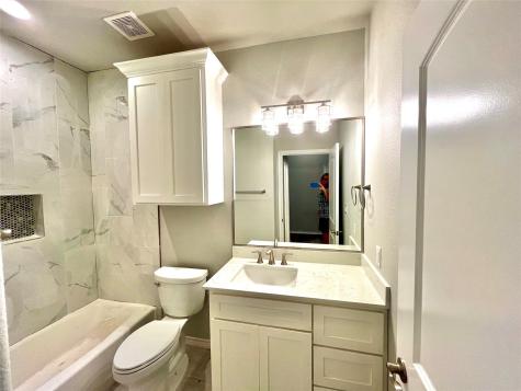 386 B Tahitian Drive Bastrop TX 78602