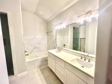 386 B Tahitian Drive Bastrop TX 78602