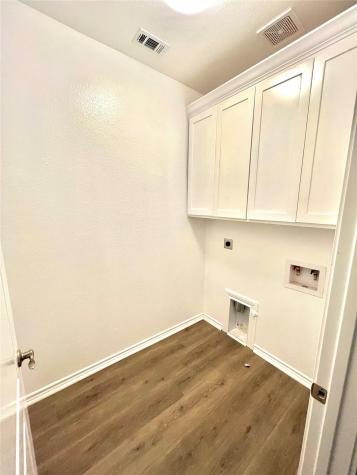 386 B Tahitian Drive Bastrop TX 78602