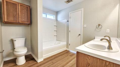202 Brandons Way Buda TX 78610