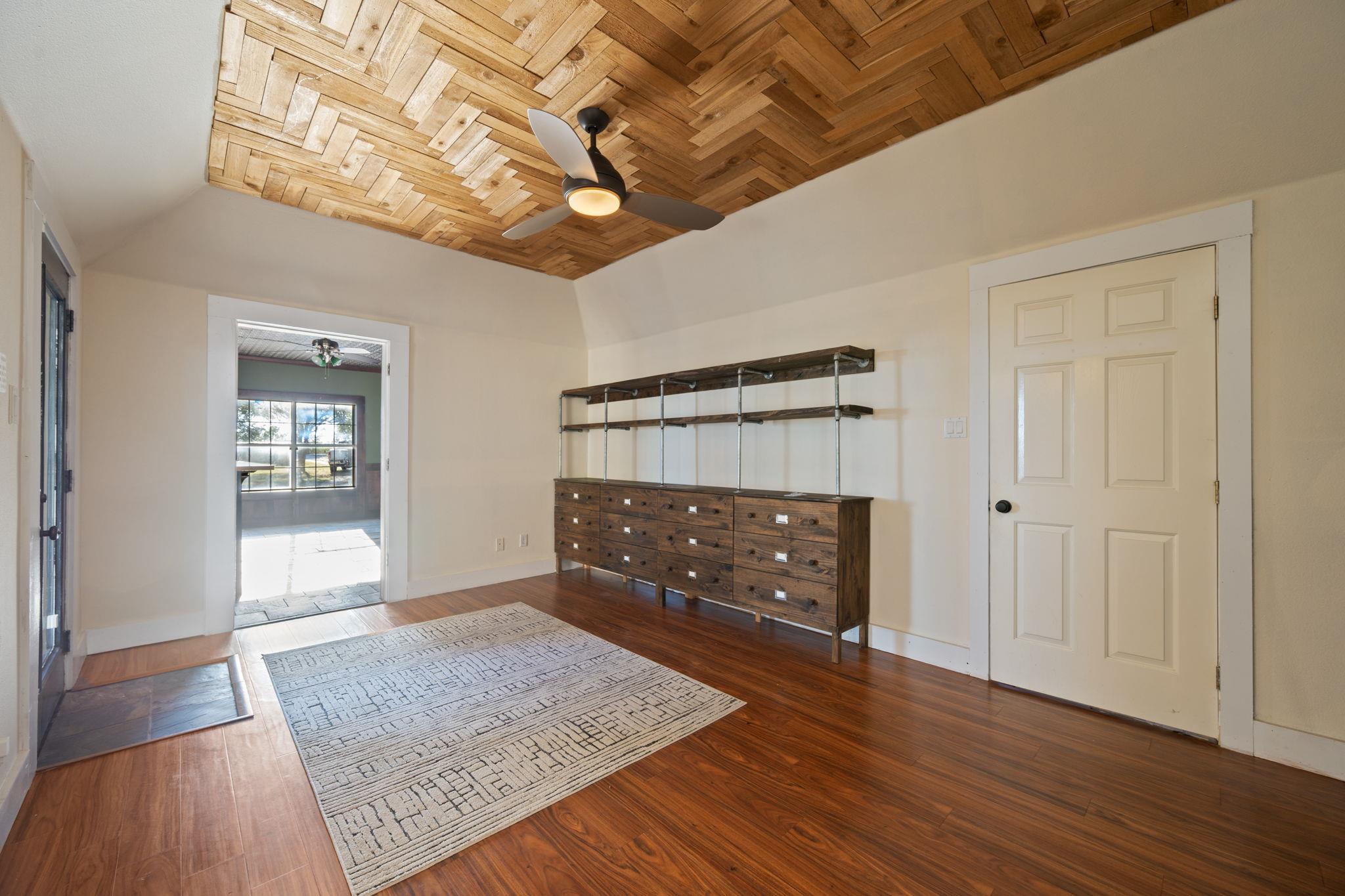158 Uriah Drive Elgin TX 78621