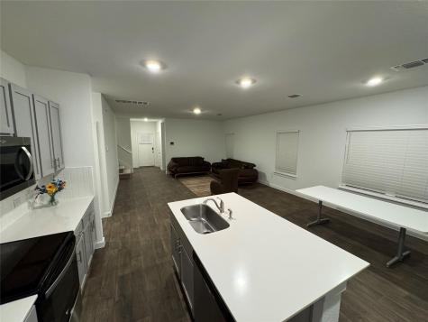 204 James River Drive Hutto TX 78634