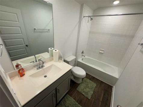 204 James River Drive Hutto TX 78634