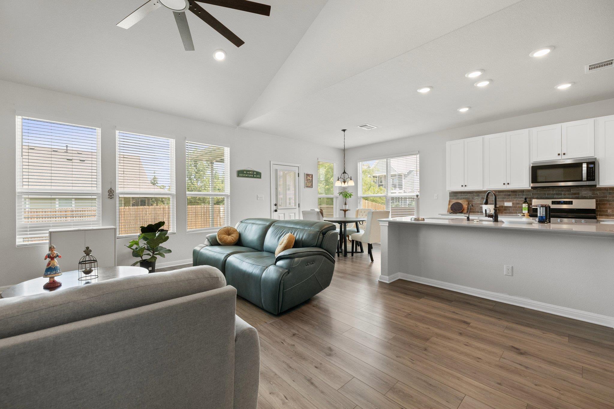 2604 Danbury Lane Leander TX 78641