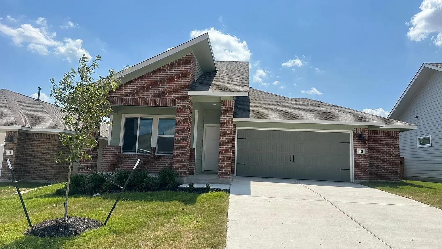 121 Tofalla Kyle TX 78640