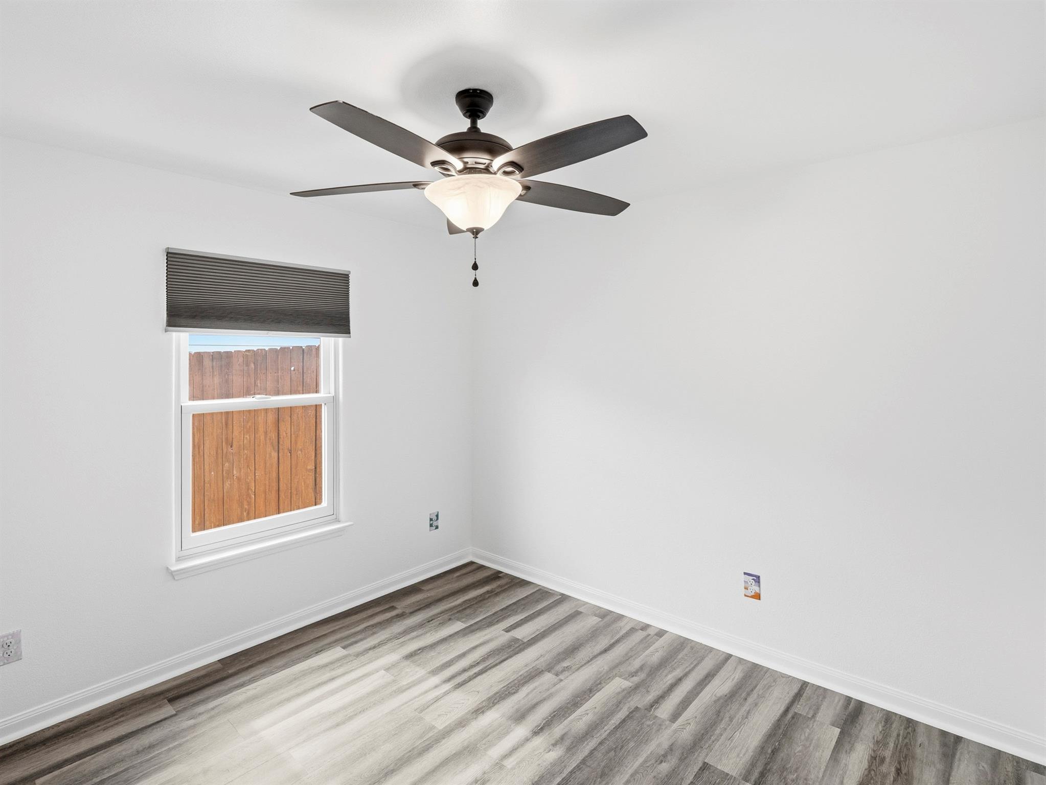 229 J E Brown Lane Jarrell TX 76537