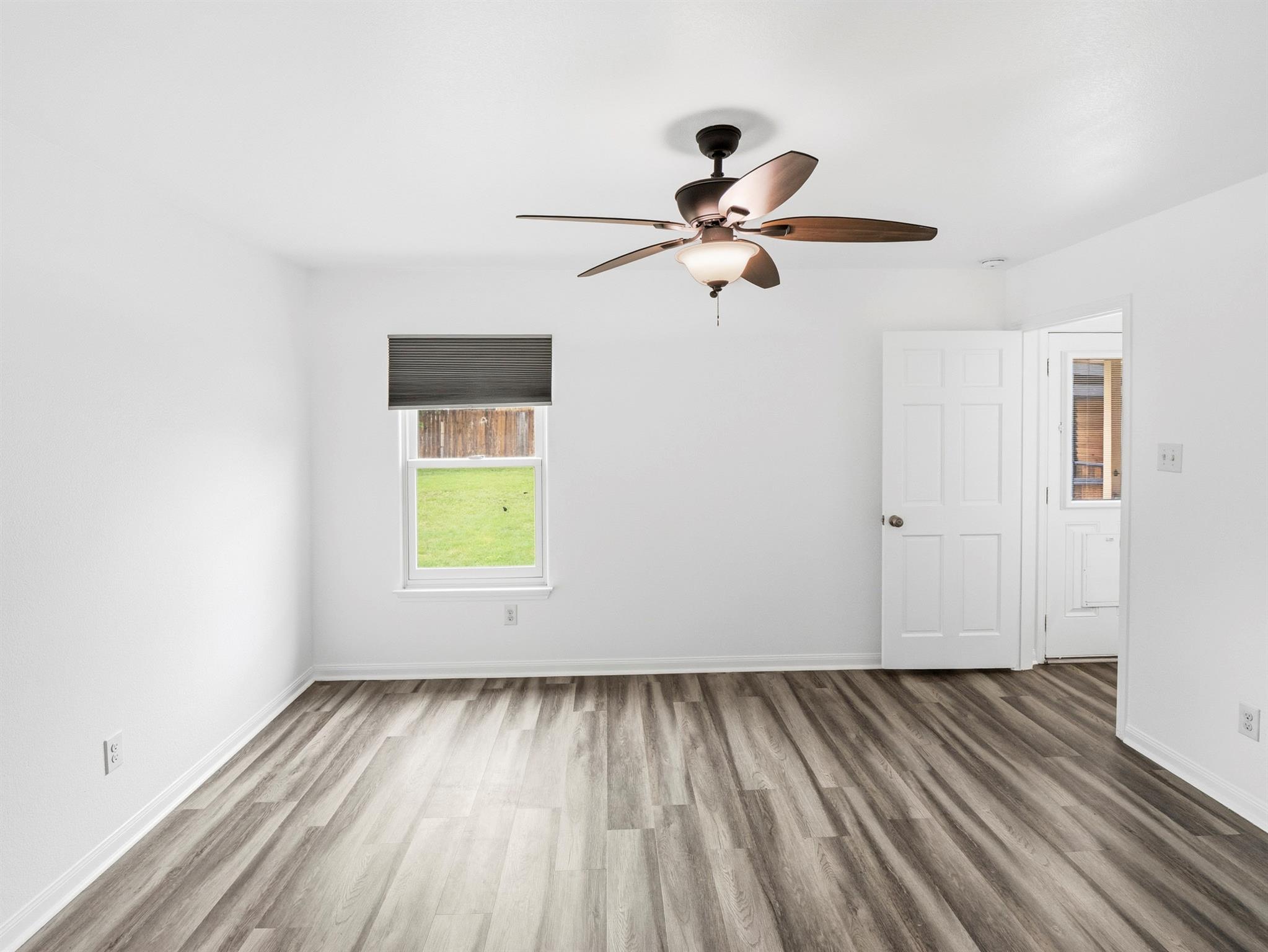 229 J E Brown Lane Jarrell TX 76537