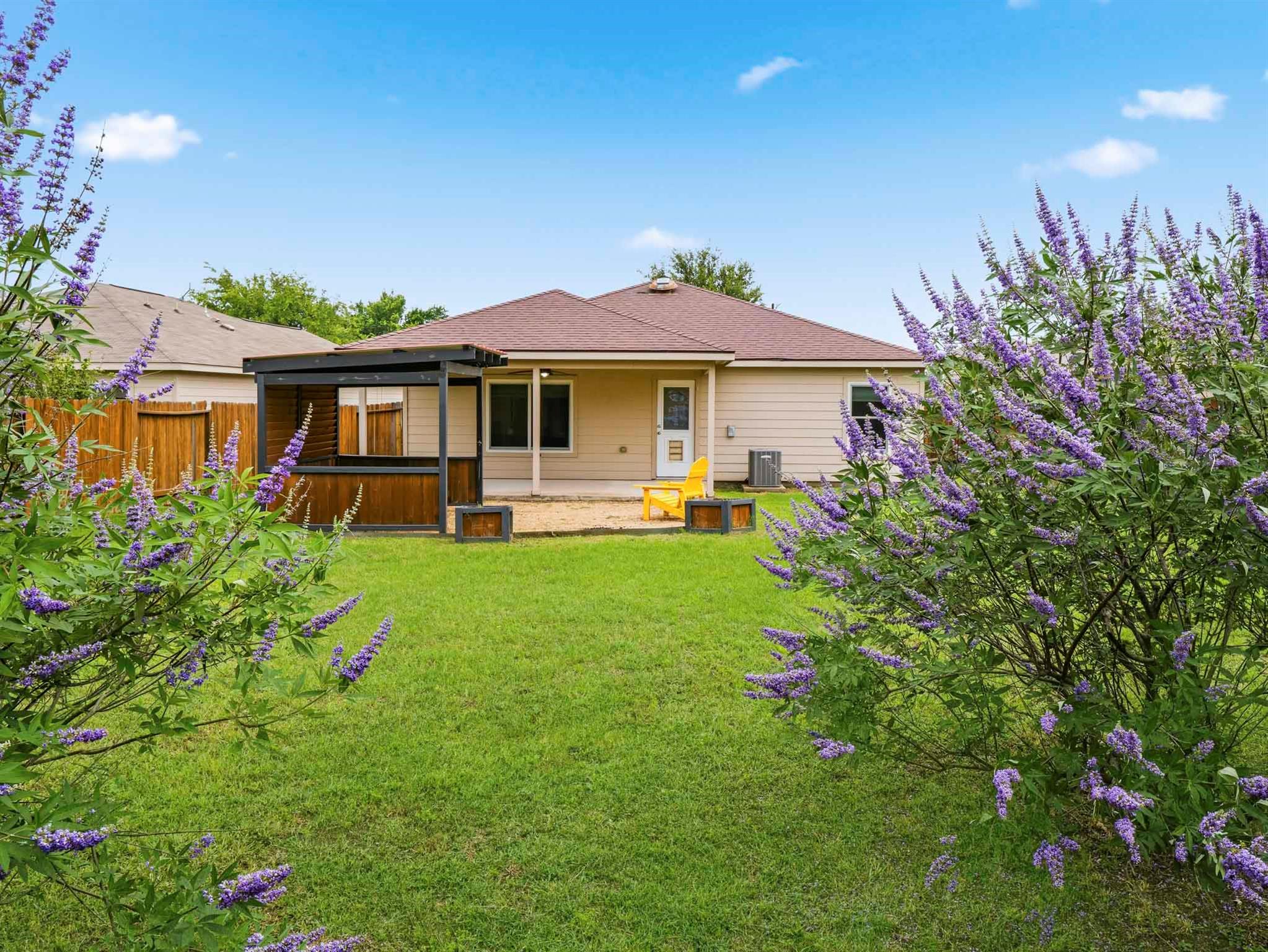 229 J E Brown Lane Jarrell TX 76537