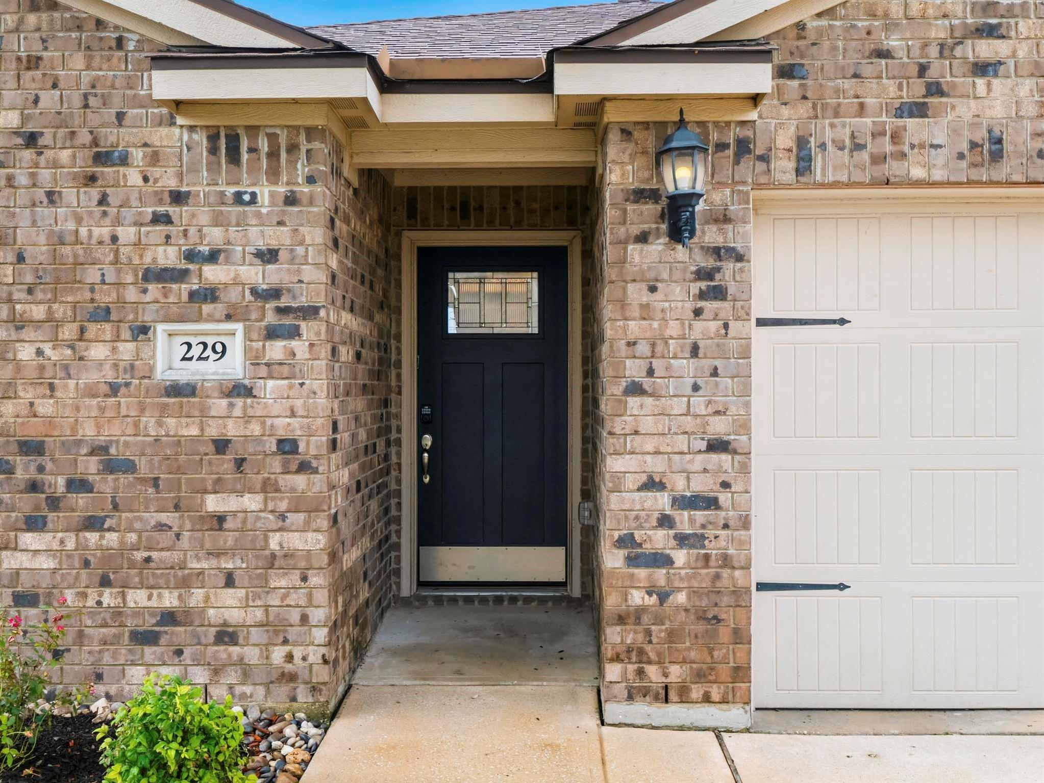 229 J E Brown Lane Jarrell TX 76537