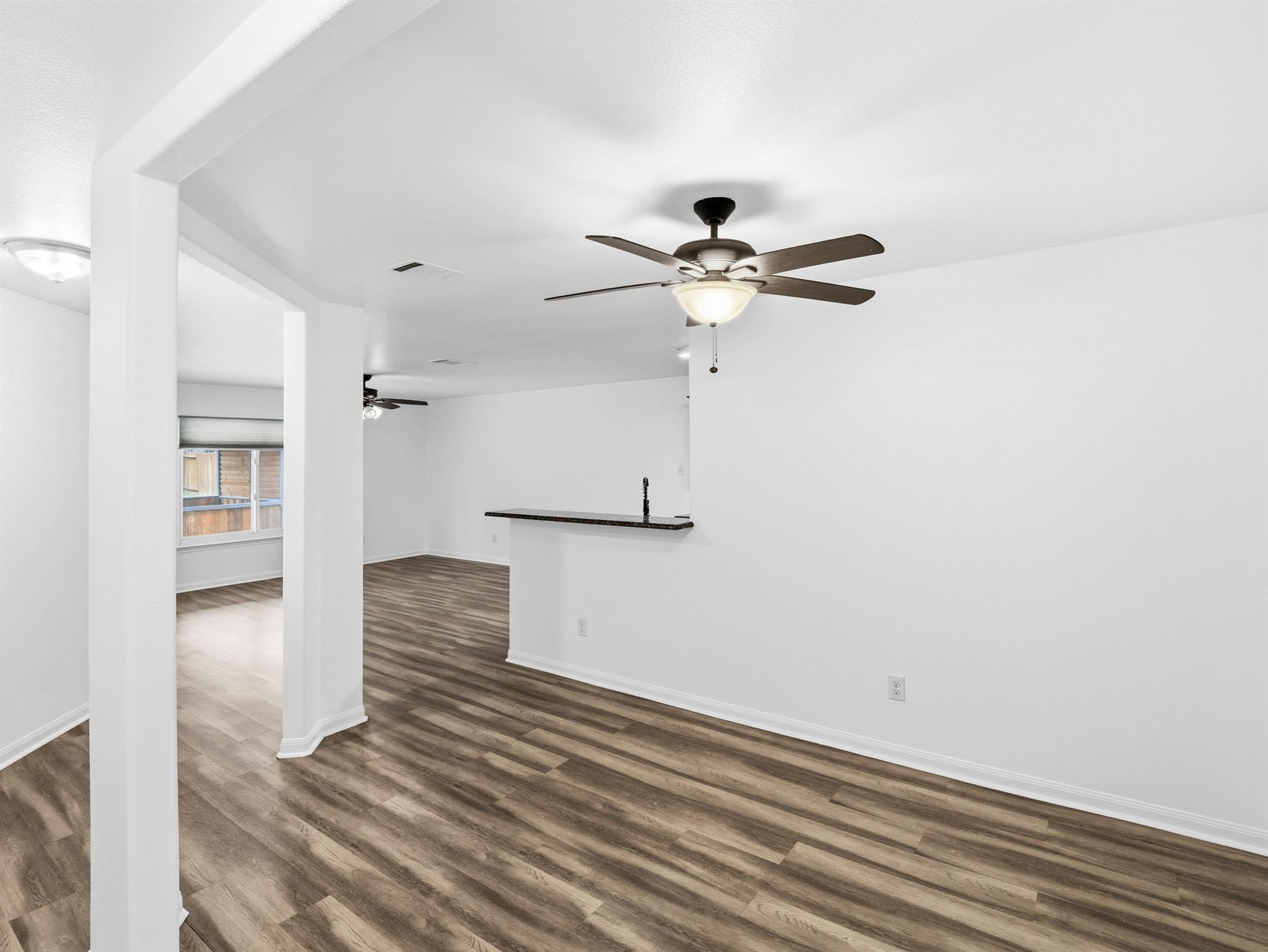 229 J E Brown Lane Jarrell TX 76537