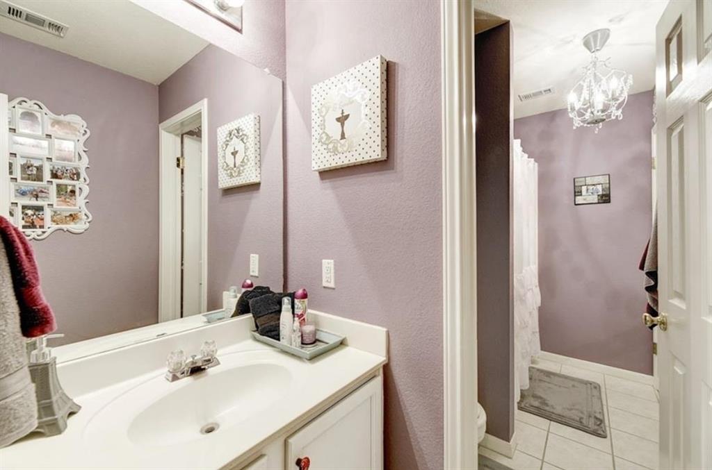 1307 Ridgewood Drive Leander TX 78641