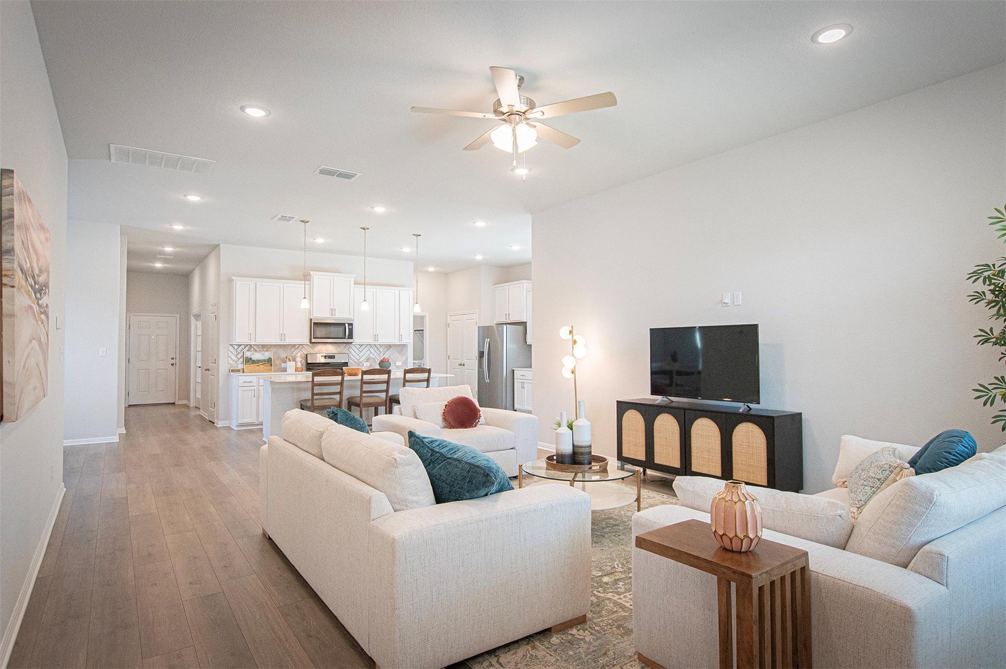 249 Treadwell Lane Kyle TX 78640