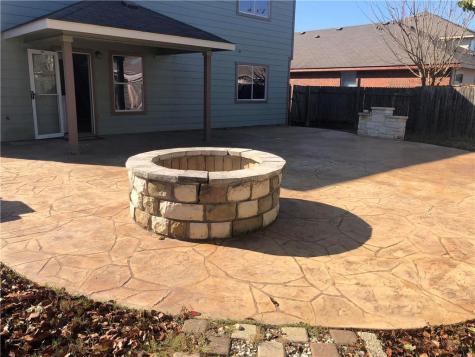 227 Mossy Rock Drive Hutto TX 78634