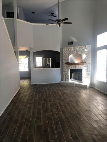 227 Mossy Rock Drive Hutto TX 78634