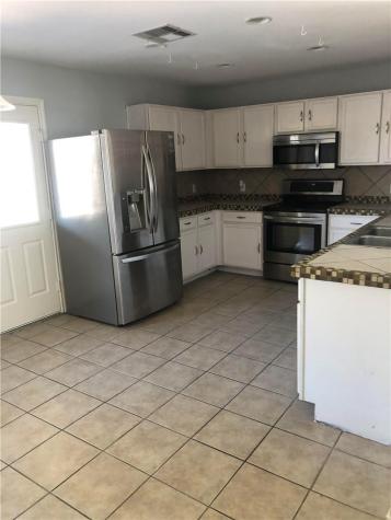 227 Mossy Rock Drive Hutto TX 78634