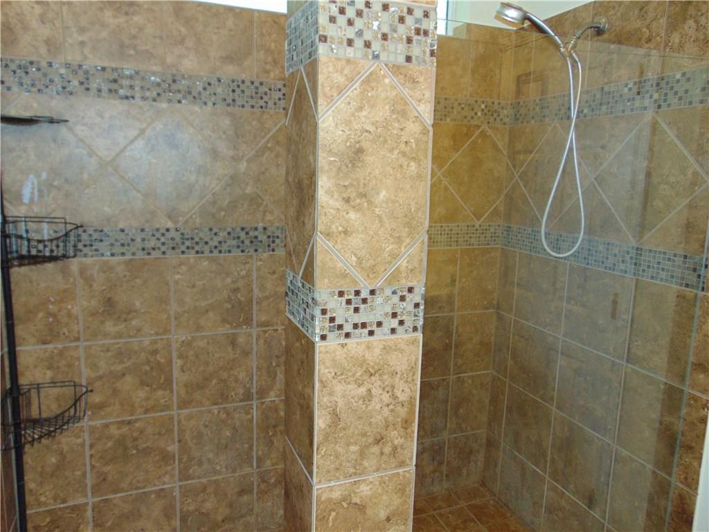 5208 Hellman Kyle TX 78640