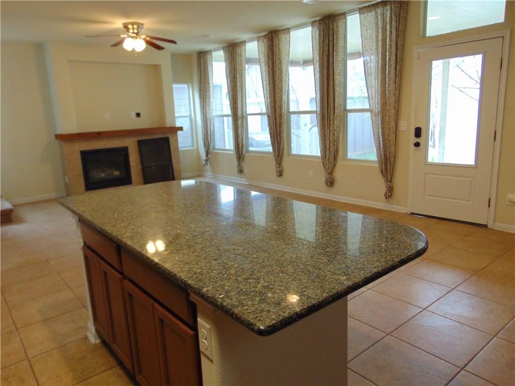 5208 Hellman Kyle TX 78640