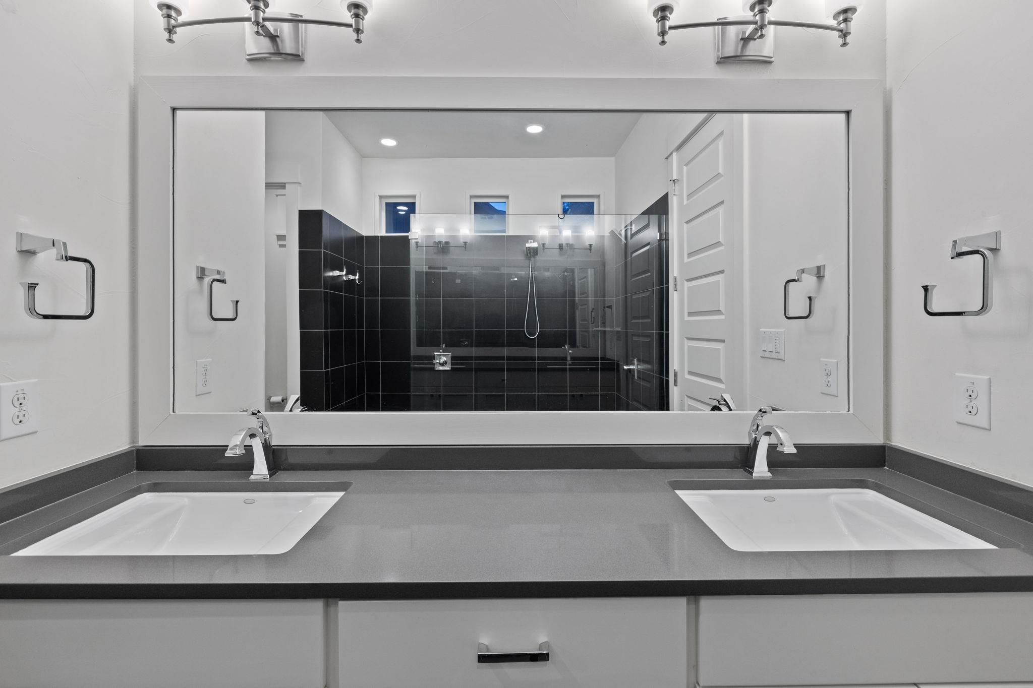 2217 Seabiscuit Cove Spicewood TX 78669