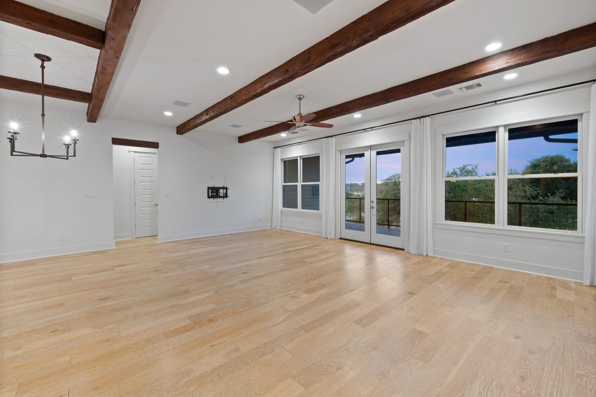 2217 Seabiscuit Cove Spicewood TX 78669