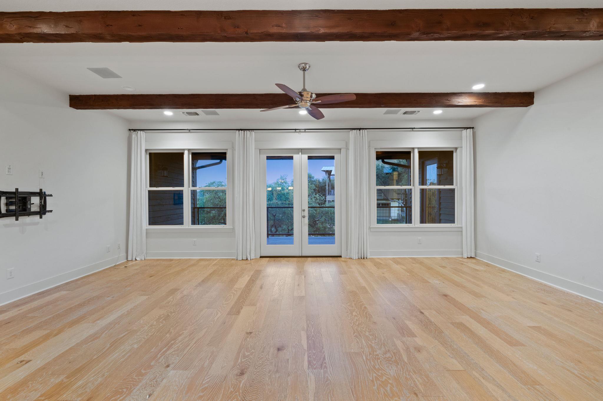 2217 Seabiscuit Cove Spicewood TX 78669