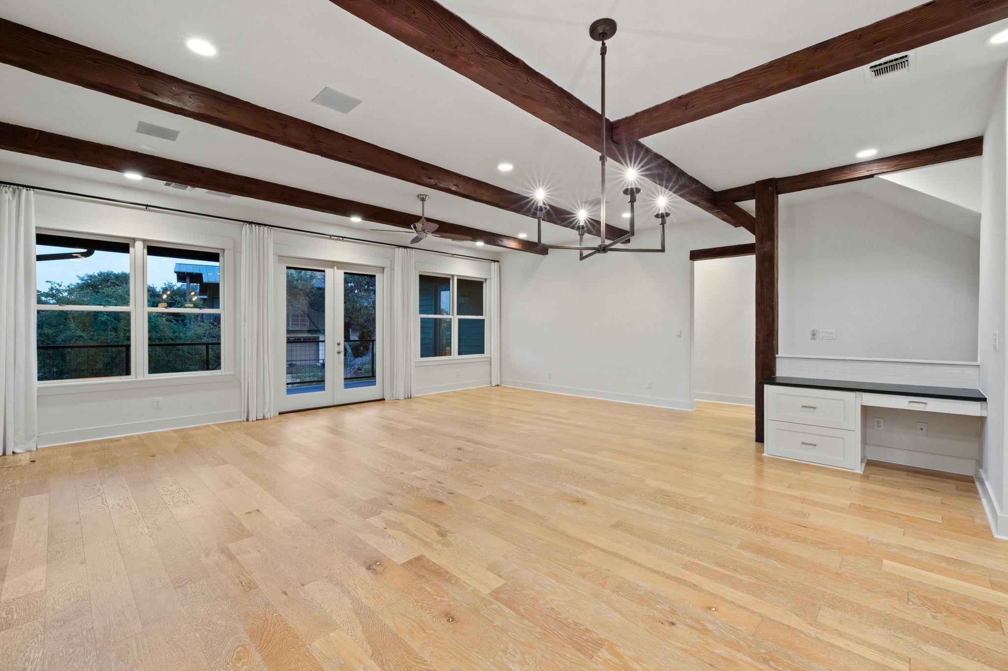 2217 Seabiscuit Cove Spicewood TX 78669