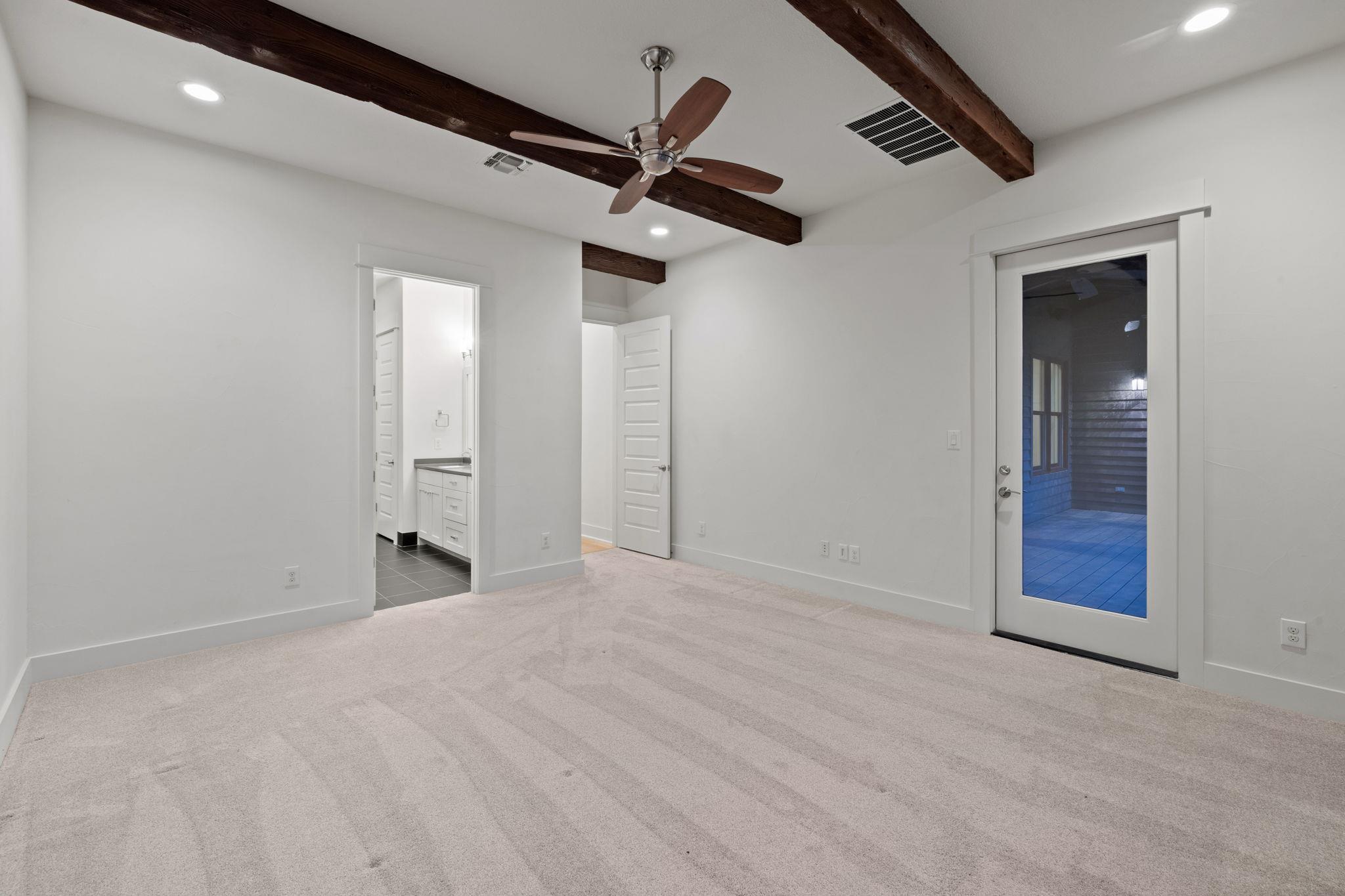 2217 Seabiscuit Cove Spicewood TX 78669