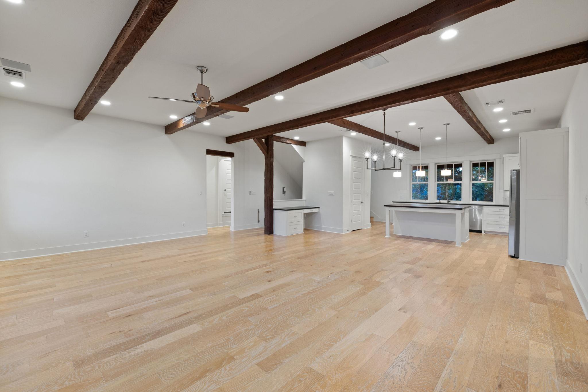 2217 Seabiscuit Cove Spicewood TX 78669