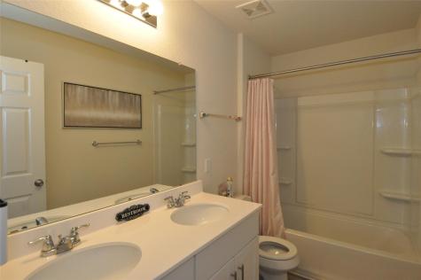 1717 T H Johnson Drive Taylor TX 76574
