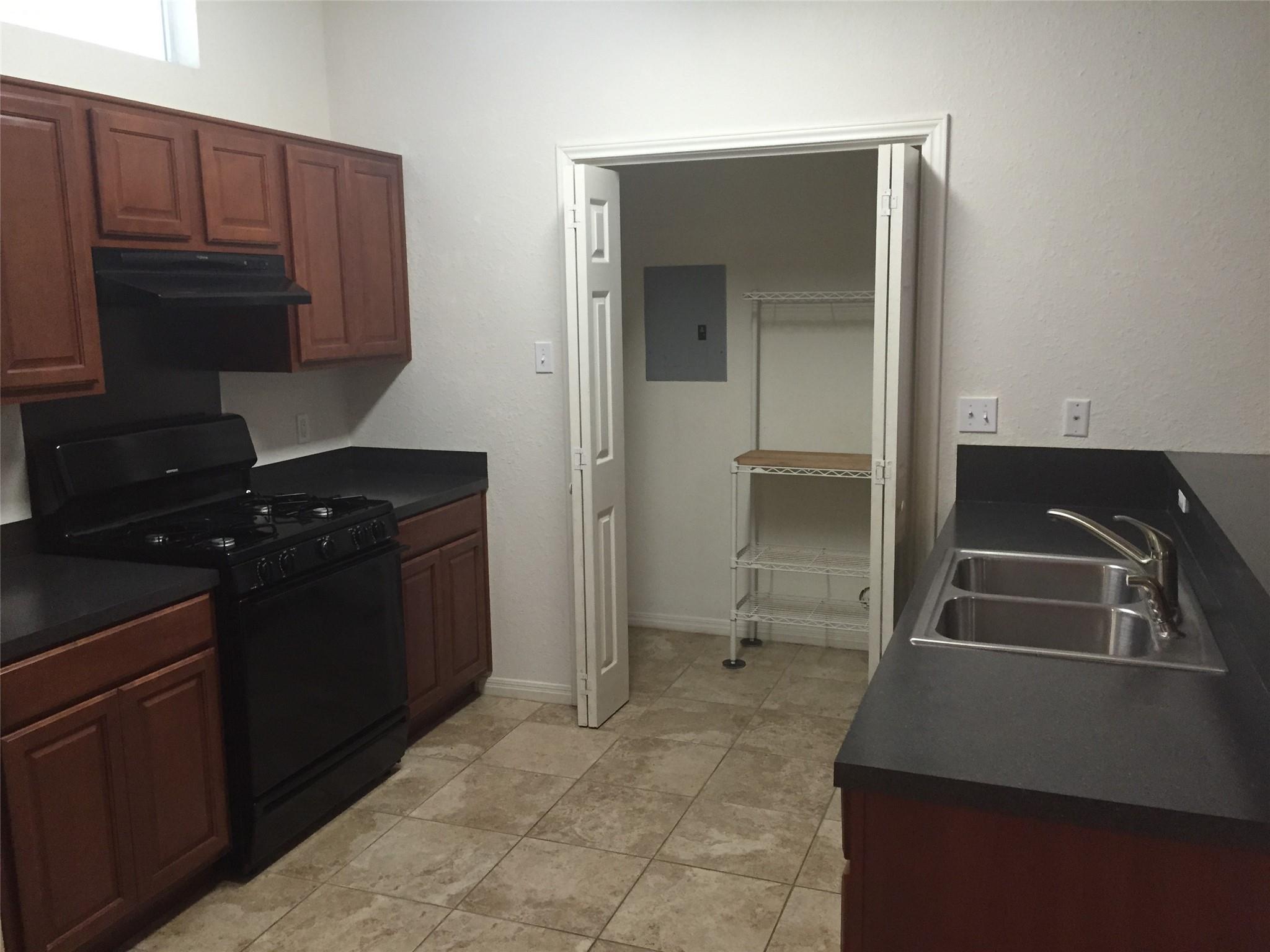 2712 San Pedro Street Austin TX 78705