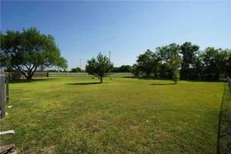112 Creekside Drive Hutto TX 78634