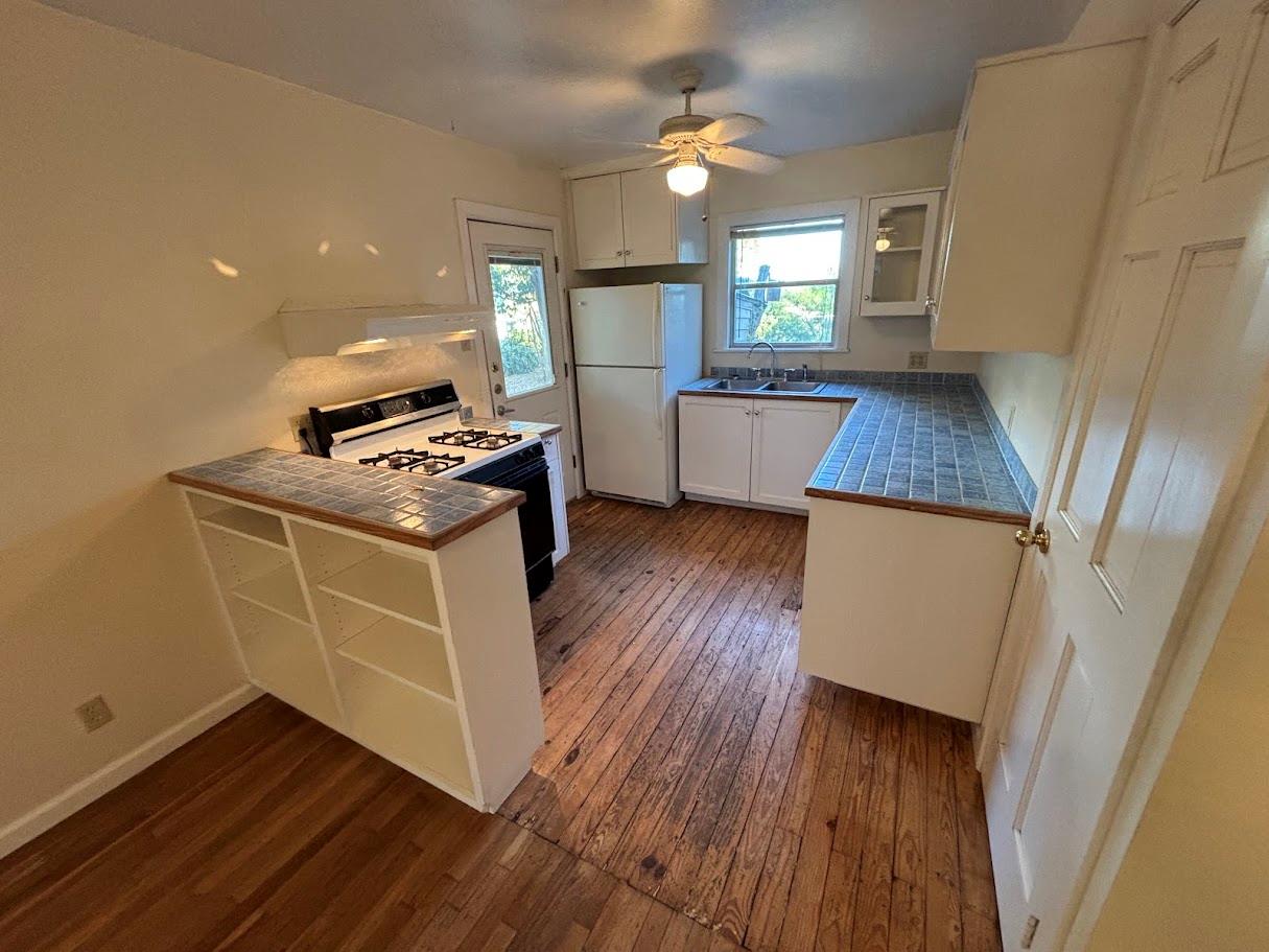 2815 Crest Avenue Austin TX 78702