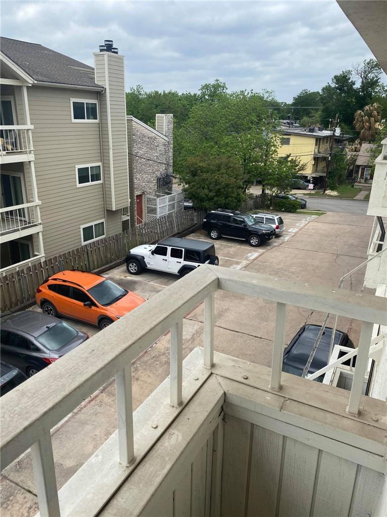 3115 Helms Street Austin TX 78705