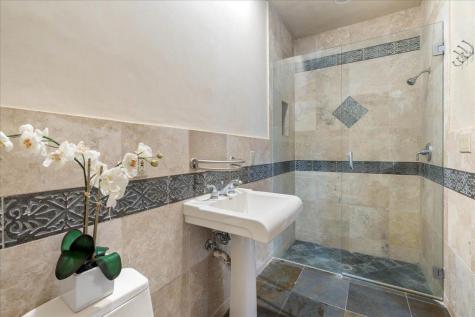 24736 Travis Lakeside Drive Spicewood TX 78669