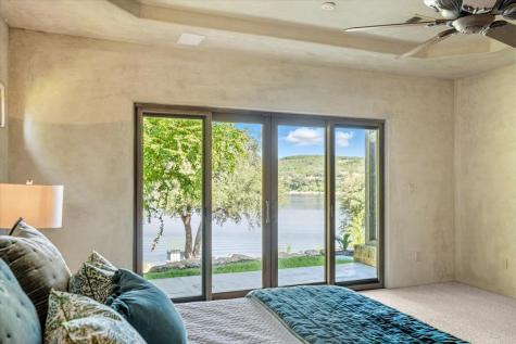 24736 Travis Lakeside Drive Spicewood TX 78669