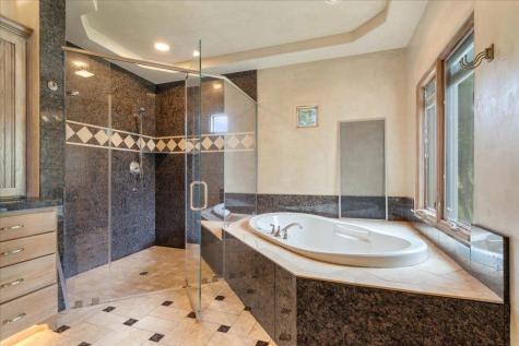24736 Travis Lakeside Drive Spicewood TX 78669