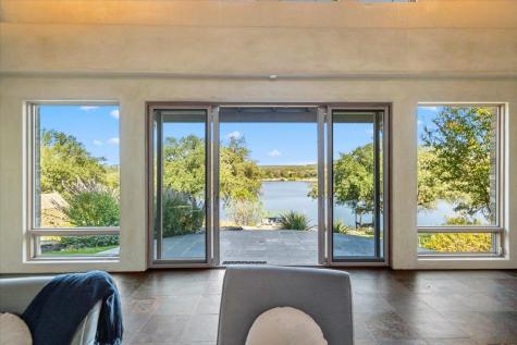 24736 Travis Lakeside Drive Spicewood TX 78669