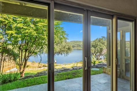 24736 Travis Lakeside Drive Spicewood TX 78669