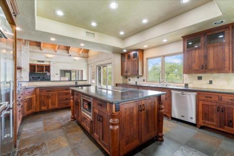 24736 Travis Lakeside Drive Spicewood TX 78669