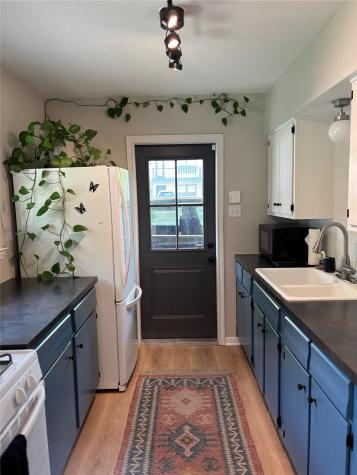 3104 Birdwood Circle Austin TX 78704