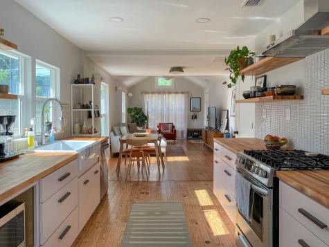 2013 Tillotson Avenue Austin TX 78702