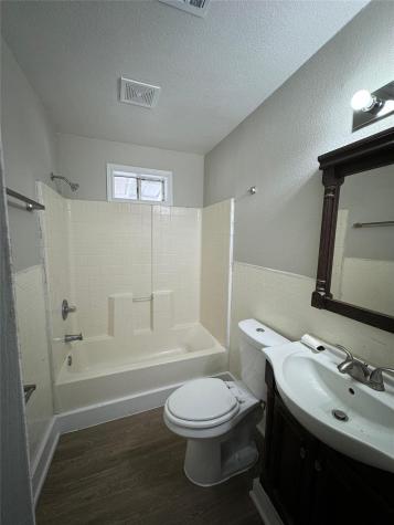 101 S Lockhart Street Manor TX 78653