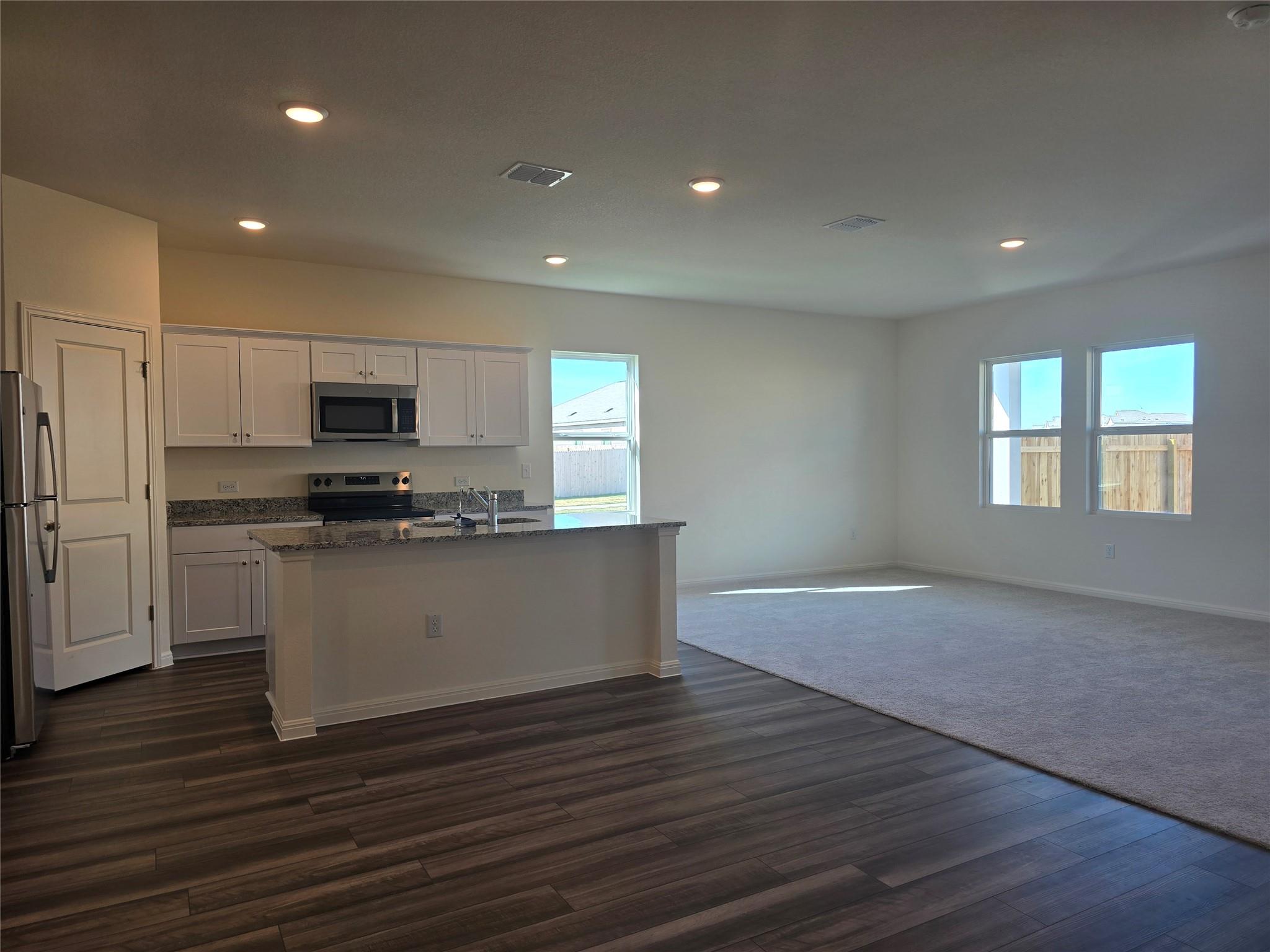 509 Mcfadin Way Taylor TX 76574