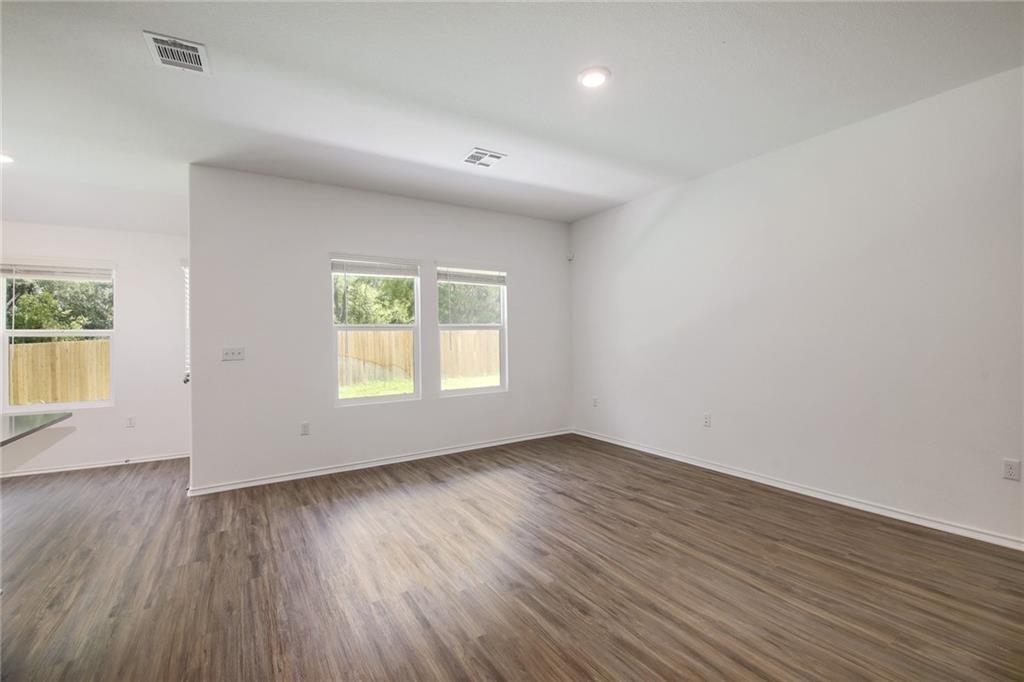 10724 Steinbeck Drive Austin TX 78747