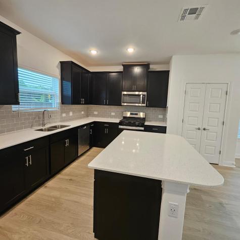 10017 Milton Albert Way Austin TX 78748