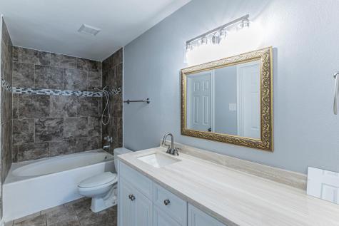 9411 Valley Moss San Antonio TX 78250