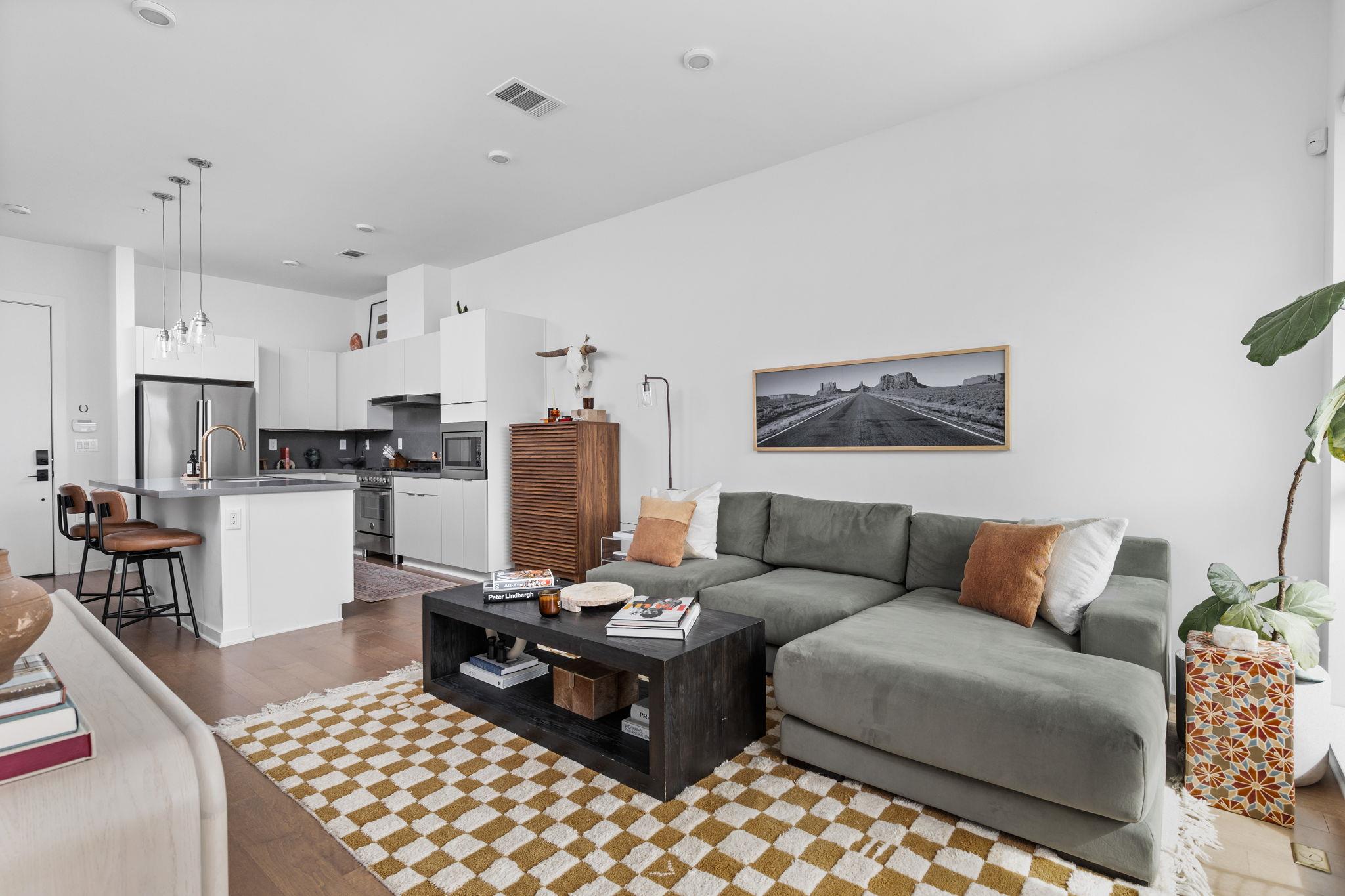 207 W Johanna Street Austin TX 78704