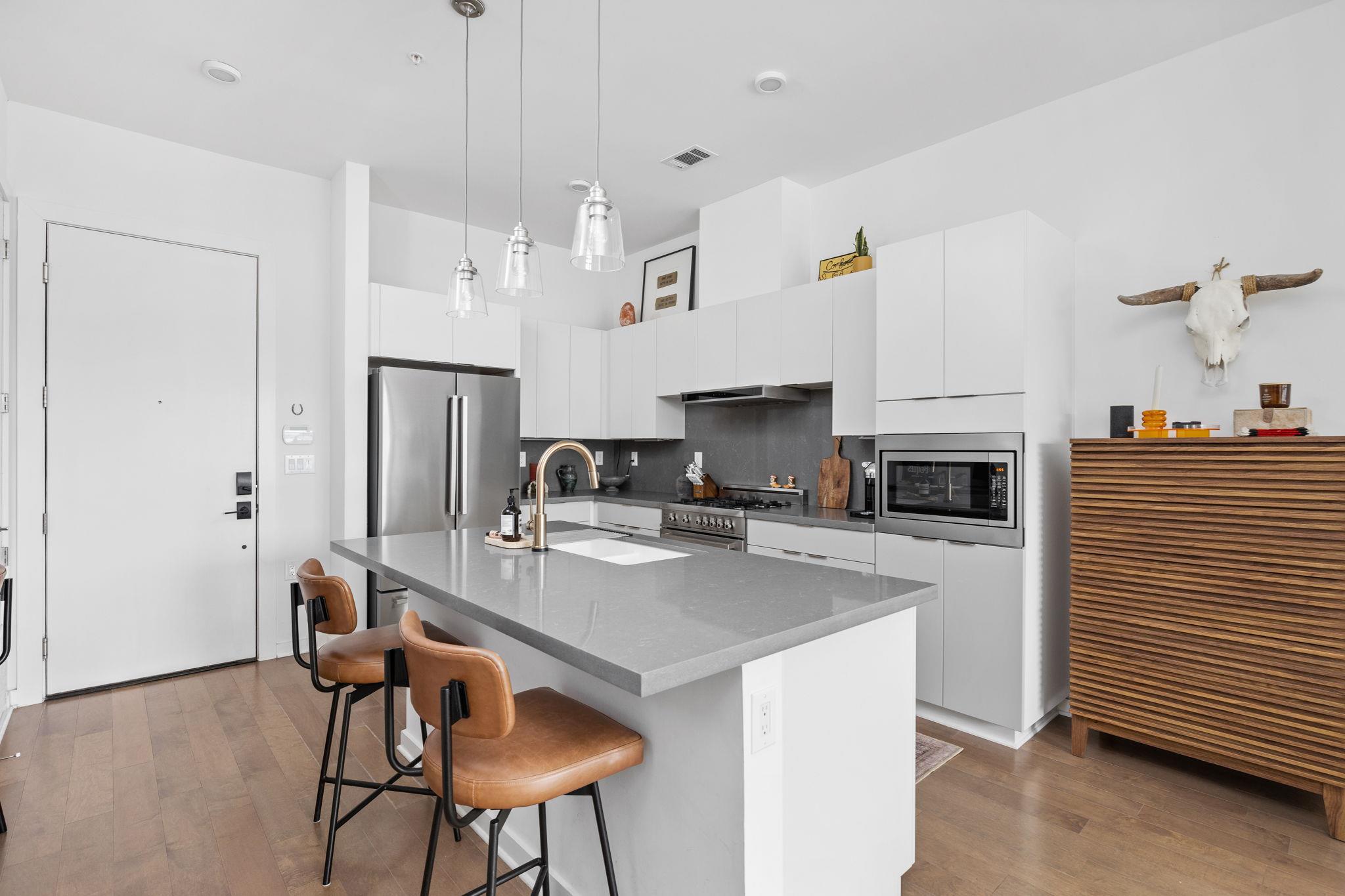 207 W Johanna Street Austin TX 78704