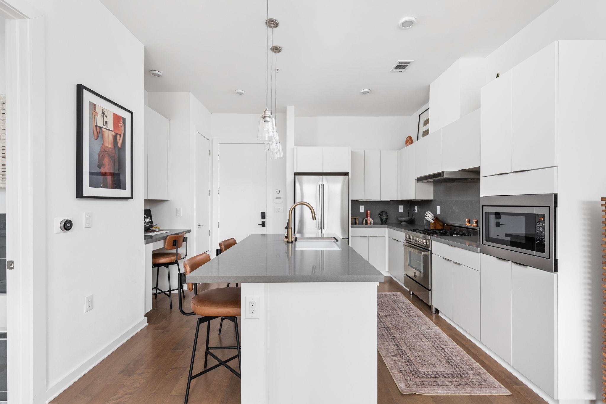 207 W Johanna Street Austin TX 78704